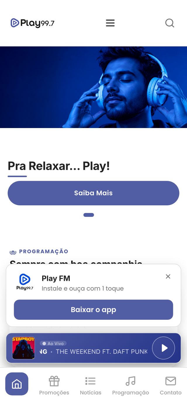 Aplicativo da Play FM aberto no celular